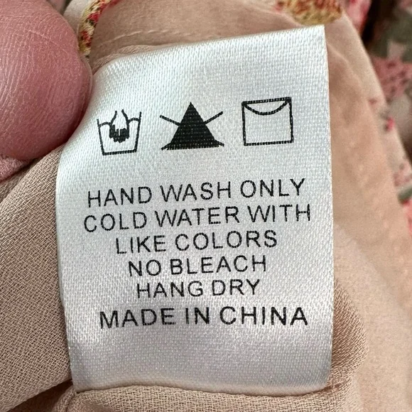 Dress Forum Los Angeles Women’s Floral Sheer Tiered Dress Size Large - Picture 7 of 7